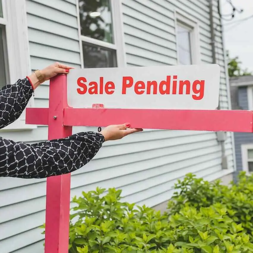 Sale & Lease
